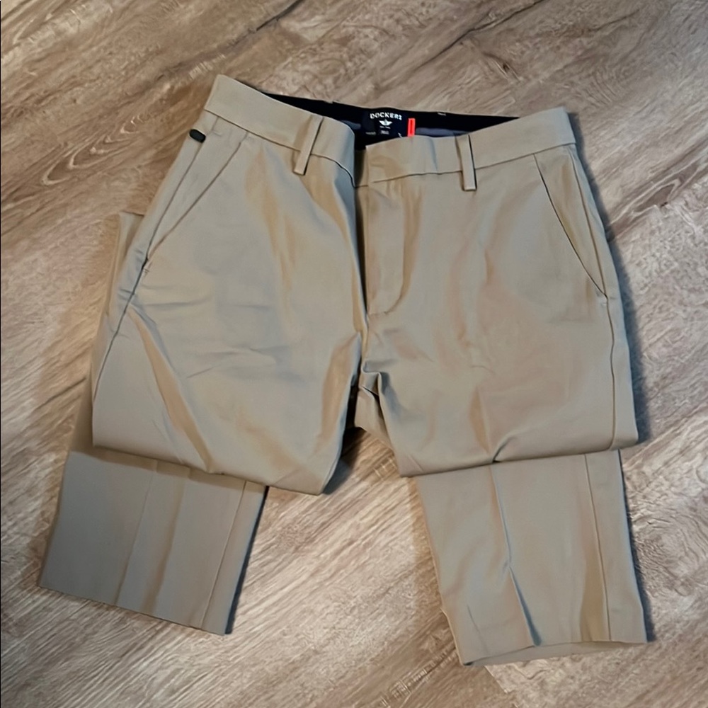 Dockers Men's Tan Pants